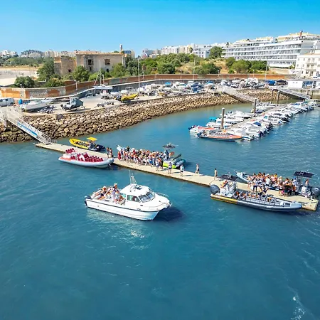 Διαμέρισμα Venice - Acolhedor Com Piscina E Bbq - Αλμπουφέιρα